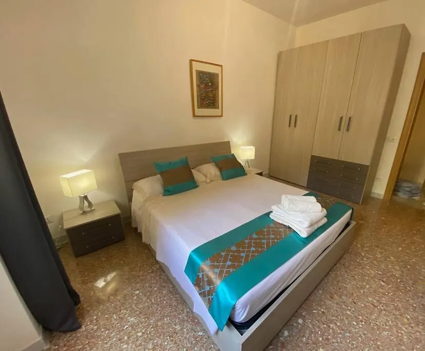 Ralu'S Confort In Rome 0*,  Italy